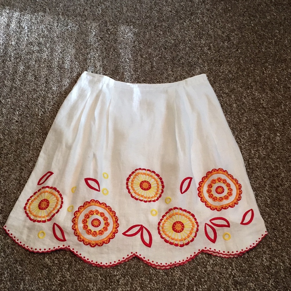 Madison Studio Linen sz14 lined embroidered skirt